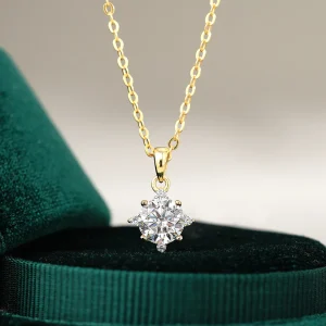 Luxury 100% Real 18k Gold Women's Classic Four Claw Z Diamond Pendant Clavicle Chain Moissanite Necklace